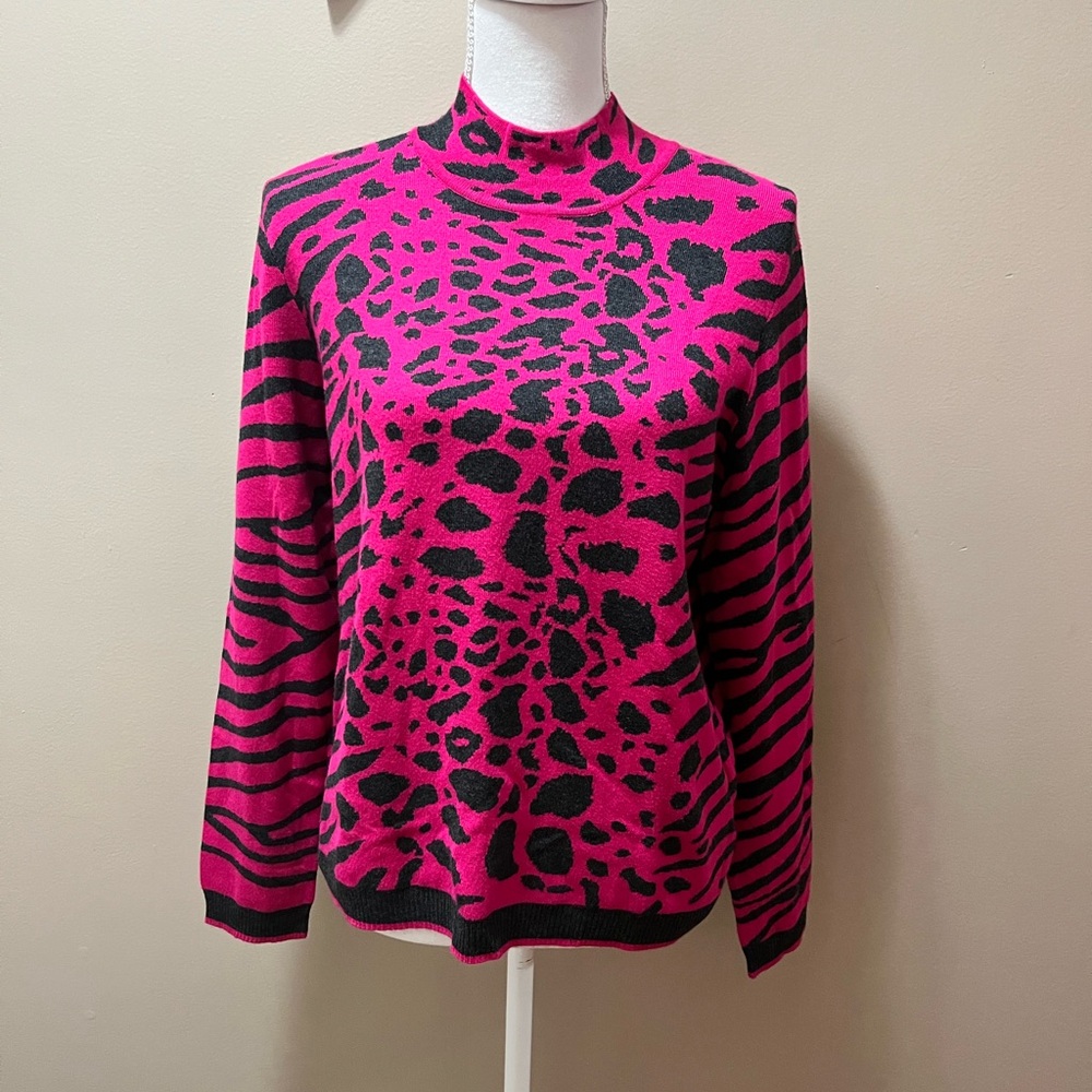 NWT Renuar Pink and Dark Gray Animal Print Soft Silky Sweater Size Large